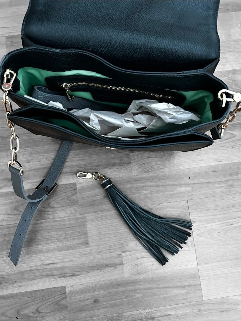 Massaccesi Zhoe Legend Shoulder Bag With MM Tassel NWOT - Picture 7 of 13